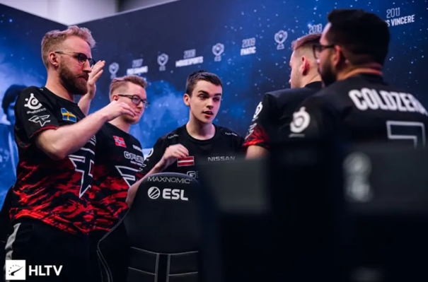 曼联逐渐加 曼联逐渐加