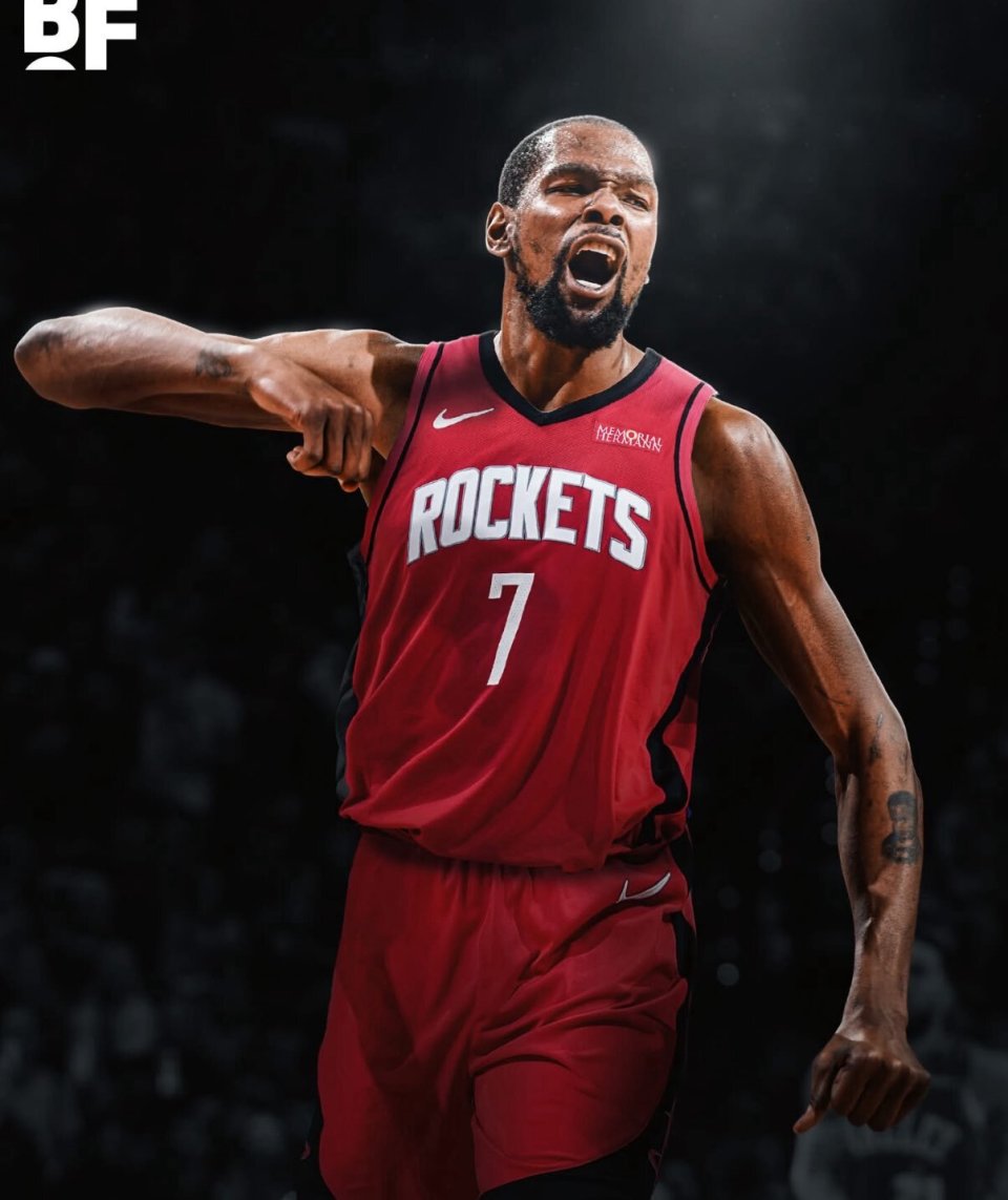 同时彰显了 同时彰显了